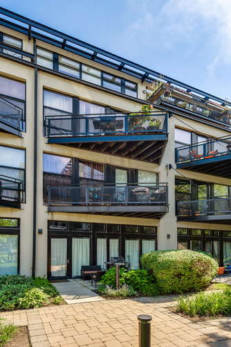 Updated 2 Bedroom, 1 Bathroom Condo With The Best Location In University Commons - $255,000 (SOLD) 1 1000 W 15th St Chicago IL