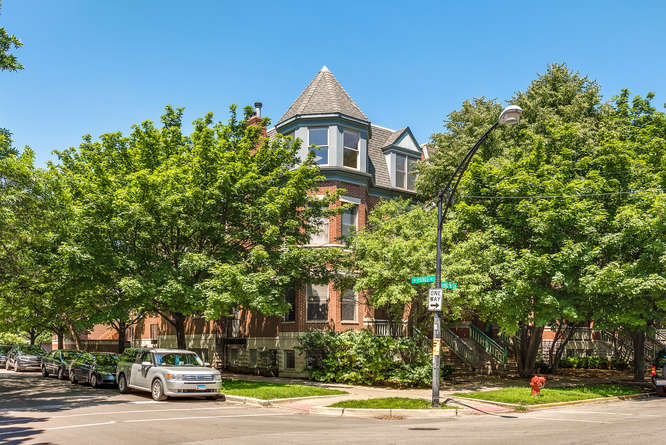 1544 N Hoyne Ave Chicago IL