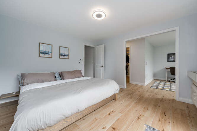 Completely Updated Corner Unit Townhome In Dearborn Park - $619,000 15 1001 S Plymouth Ct Unit D, Chicago, IL 60605 bedroom