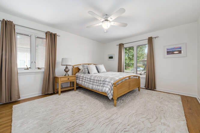 All Brick Architectural Gem With 3 Bedrooms In Western Springs - Sold: $691,828 12 3916 Howard Ave, Western Springs, IL 60558 bedroom