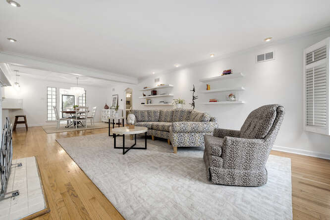 All Brick Architectural Gem With 3 Bedrooms In Western Springs - Sold: $691,828 4 3916 Howard Ave, Western Springs, IL 60558 living room