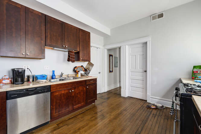 Fully Renovated 7 Unit Investment Property In Pilsen - $1,125,000 12 2104 S Washtenaw Ave kitchen