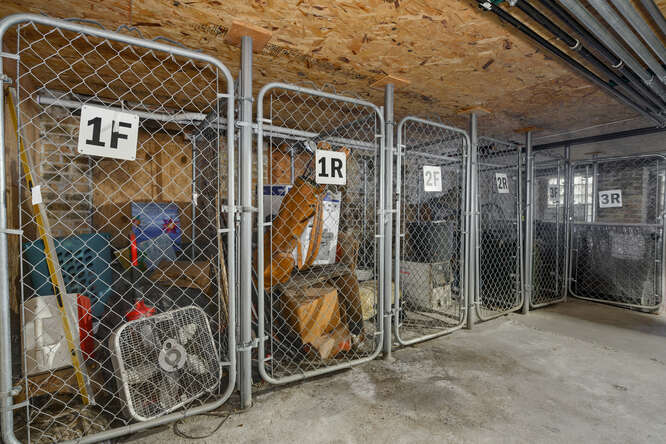 Fully Renovated 7 Unit Investment Property In Pilsen - $1,125,000 22 2104 S Washtenaw Ave lockers